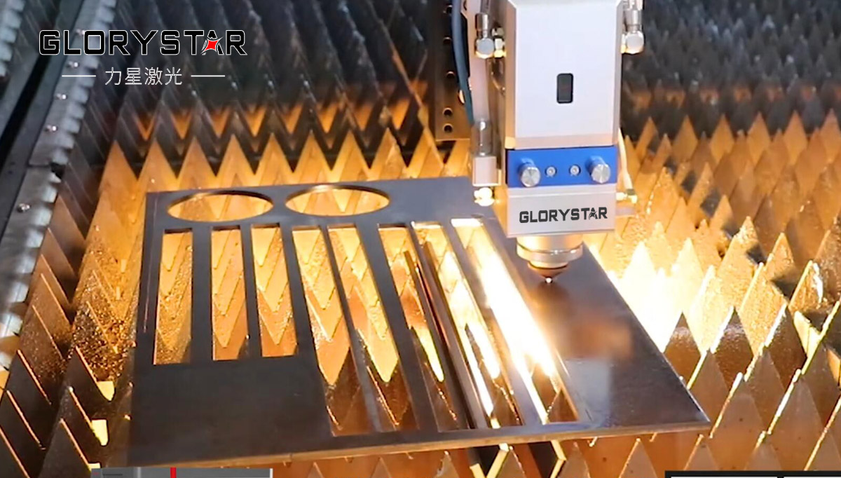 激光切割機除塵/抽風(fēng)系統(tǒng)的重要性及方法解析 激光切割機除塵/抽風(fēng)系統(tǒng)的重要性及方法解析