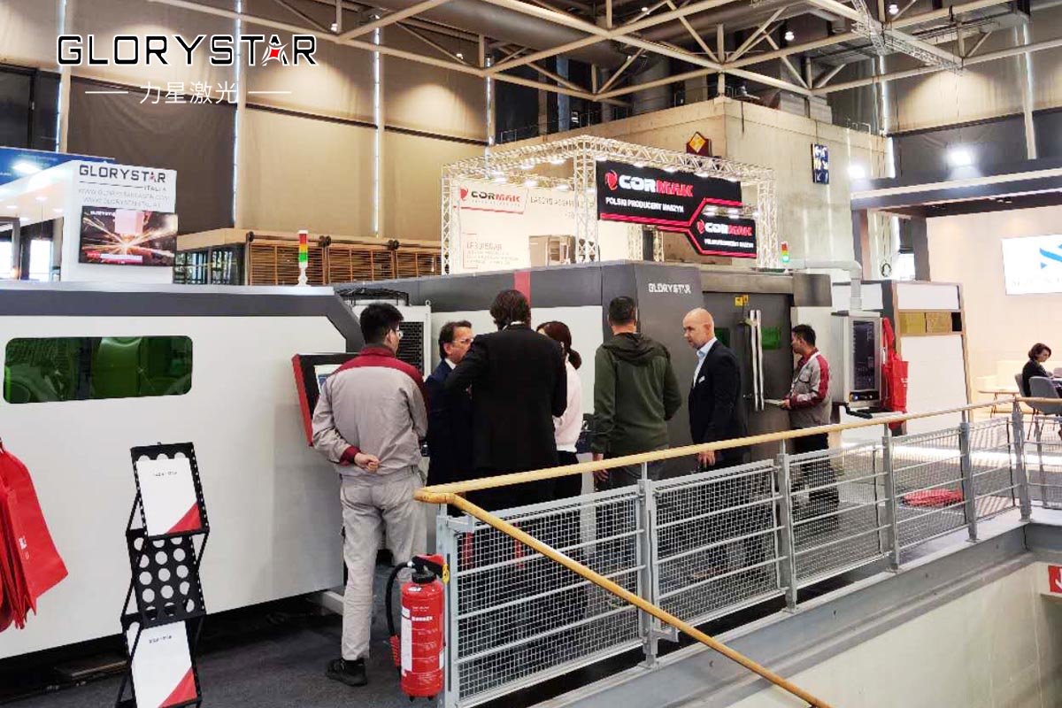 品質優良,性能卓越,力星激光德國展會獲得300多家客戶意向合作書 品質優良,性能卓越,力星激光德國展會獲得300多家客戶意向合作書