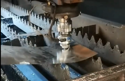 激光切割頭撞擊了怎么辦?如何處理? 激光切割頭撞擊了怎么辦?如何處理?