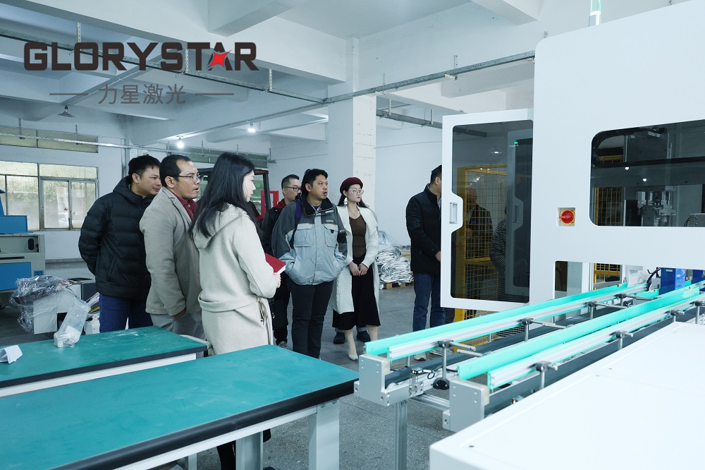 泰國(guó)客戶蒞臨力星激光,開(kāi)啟萬(wàn)瓦設(shè)備合作之旅 泰國(guó)客戶蒞臨力星激光,開(kāi)啟萬(wàn)瓦設(shè)備合作之旅