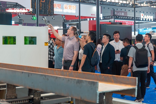 NS-12020H 型鋼激光二次加工自動化線首發成功,火爆熱銷! NS-12020H 型鋼激光二次加工自動化線首發成功,火爆熱銷!