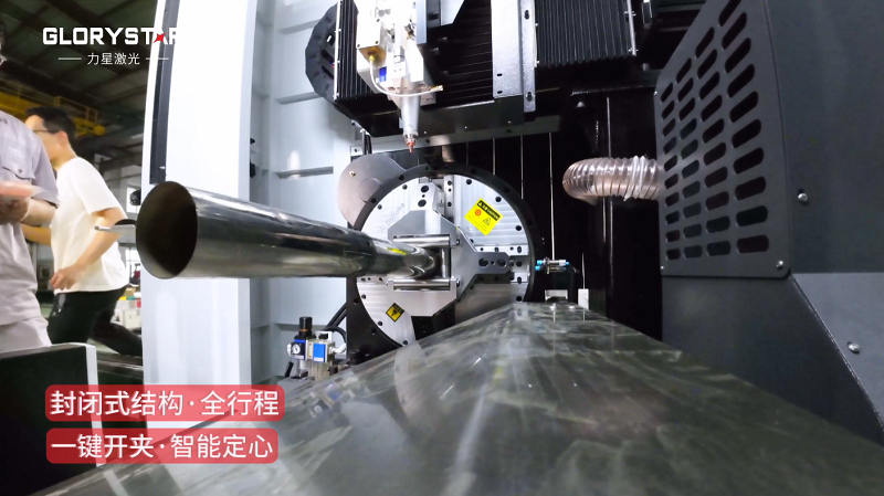 有精度！有速度！VS6012TG雙卡盤光纖激光管材切割機