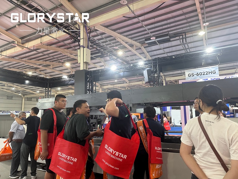力星激光全國(guó)巡展〔臺(tái)灣站〕如火如荼！40000瓦超高功率獨(dú)領(lǐng)風(fēng)騷！