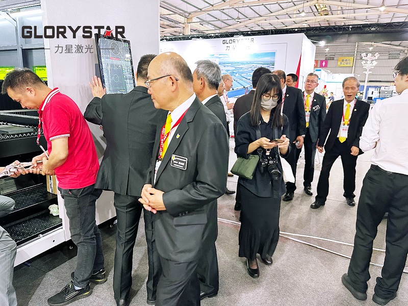 力星激光全國(guó)巡展〔臺(tái)灣站〕如火如荼！40000瓦超高功率獨(dú)領(lǐng)風(fēng)騷！